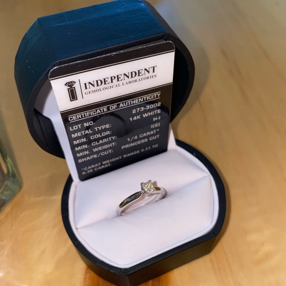 PRINCESS CUT SOLITAIRE DIAMOND 14K WHITE GOLD SIZE 6 RING 1/4 CARAT H-I … - Picture 3 of 12